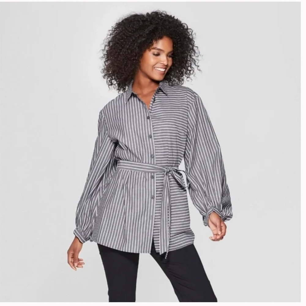 Who What Wear gray white stripe long sleeve button up tunic blouse with belt